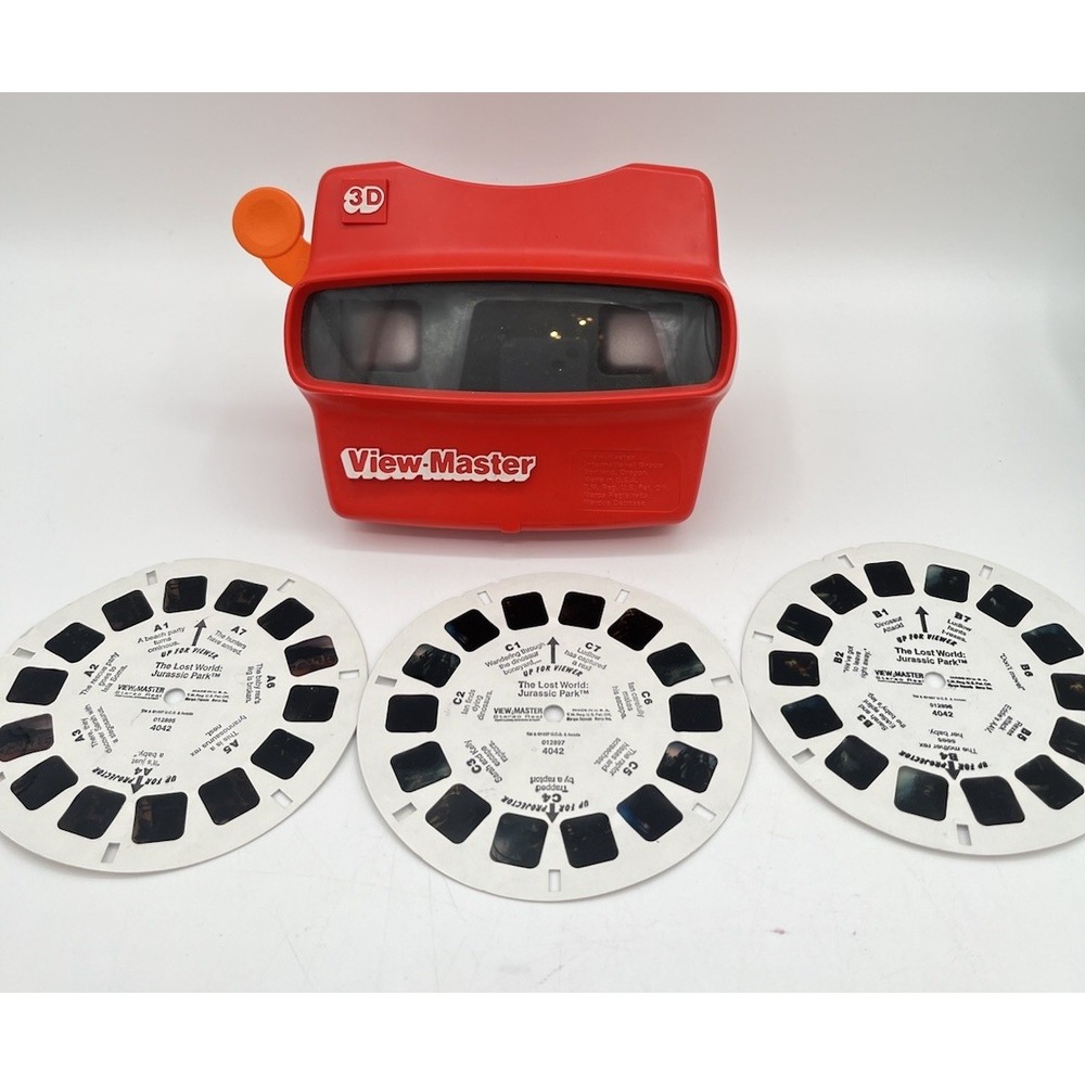 Vintage 1980s View-Master 3D Viewer Red w/ The Lost World Jurassic Park 3 Reels